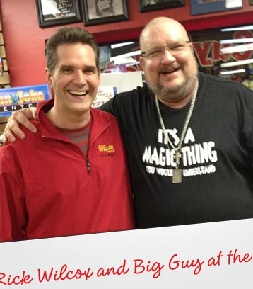 Rick Wilcox the Wisconsin Dells Magician with Big Guy Magic Store in WI